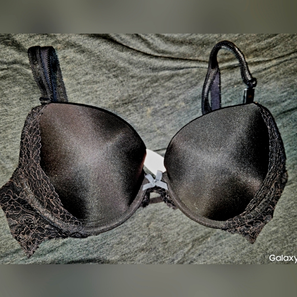 NWT VS dream angels padded push up underwire bra 34C